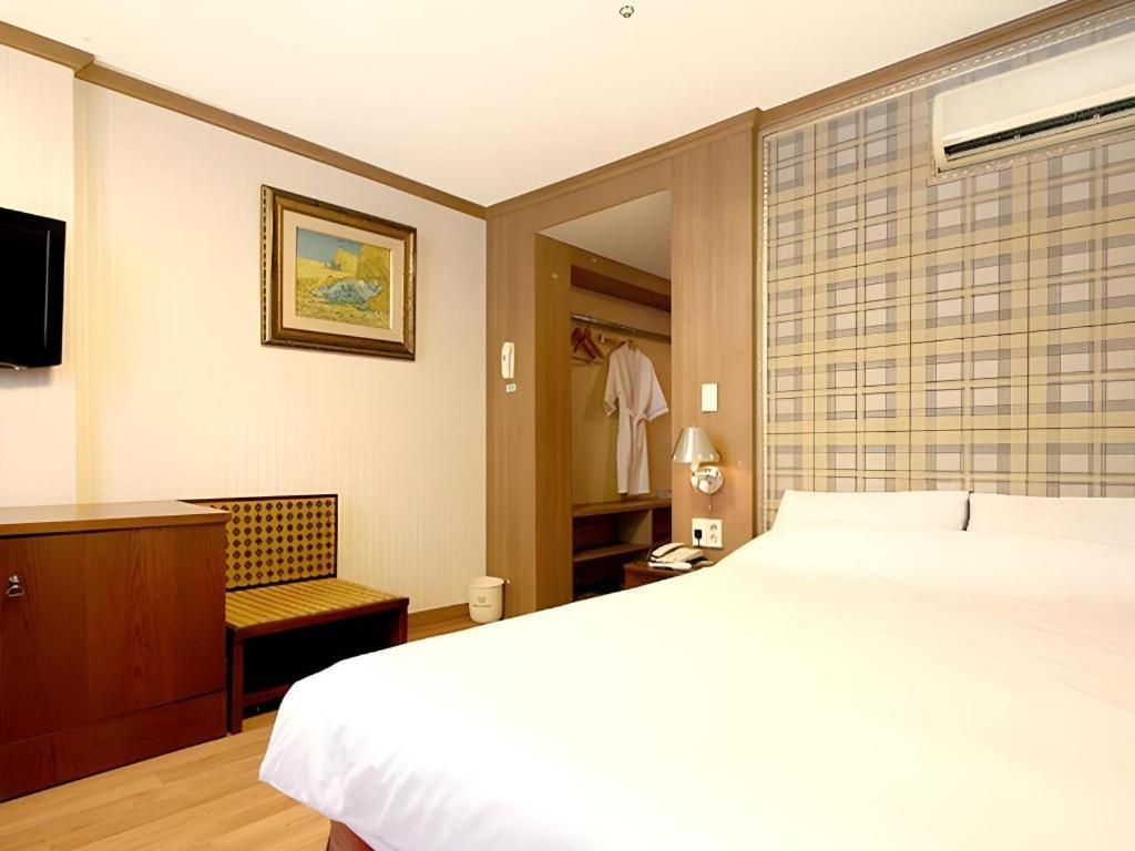 Hotel Olympic Cshangvon Kültér fotó