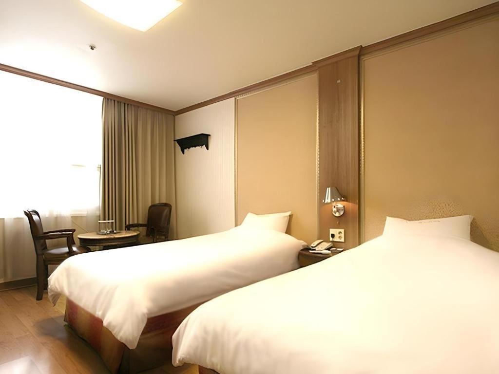 Hotel Olympic Cshangvon Kültér fotó