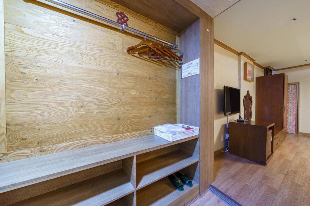 Hotel Olympic Cshangvon Kültér fotó