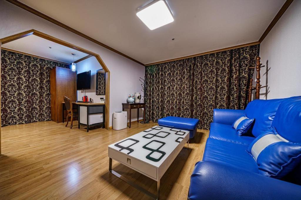 Hotel Olympic Cshangvon Kültér fotó