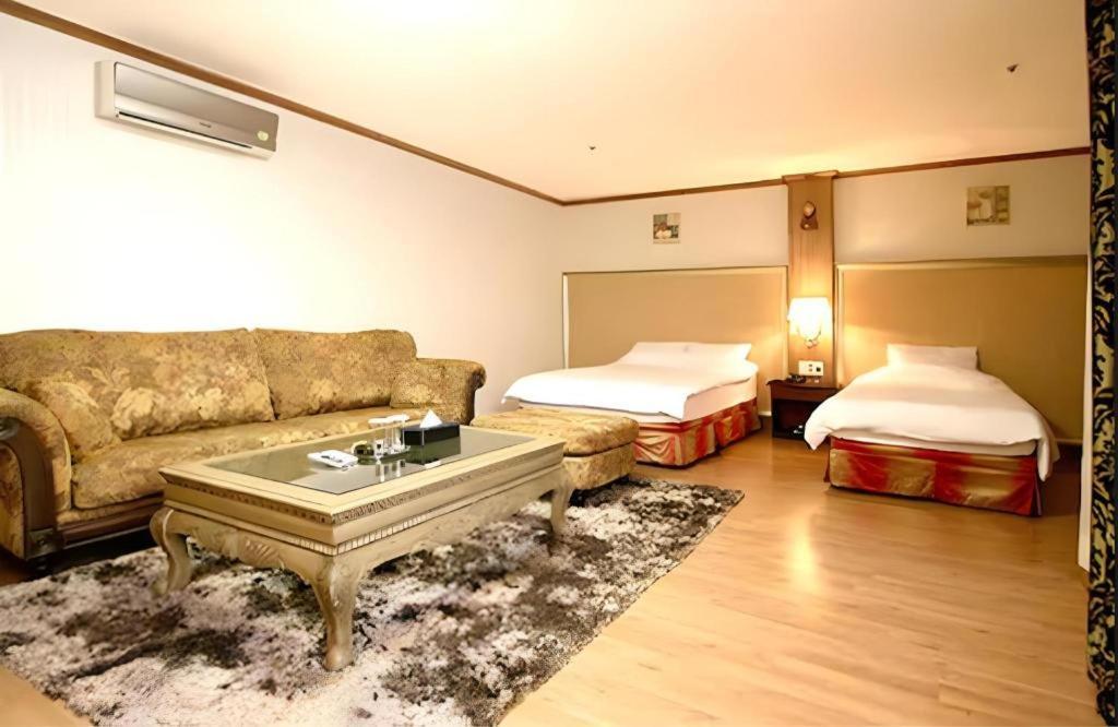 Hotel Olympic Cshangvon Kültér fotó