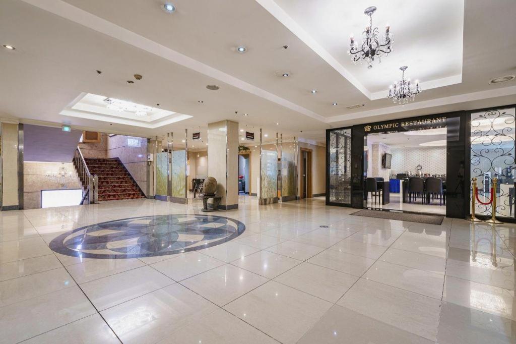 Hotel Olympic Cshangvon Kültér fotó